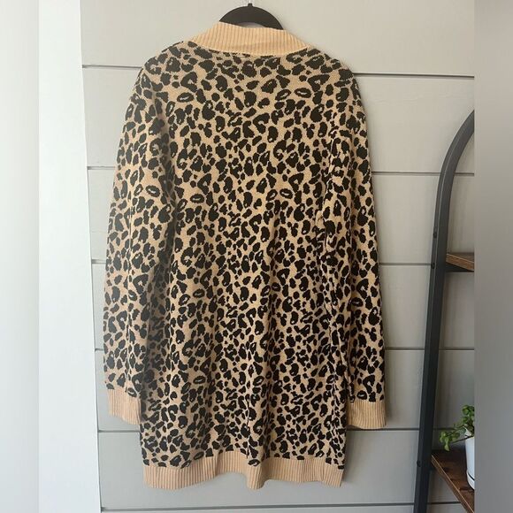 Nine West beautiful leopard print long open cardigan size Large EUC - Picture 3 of 4